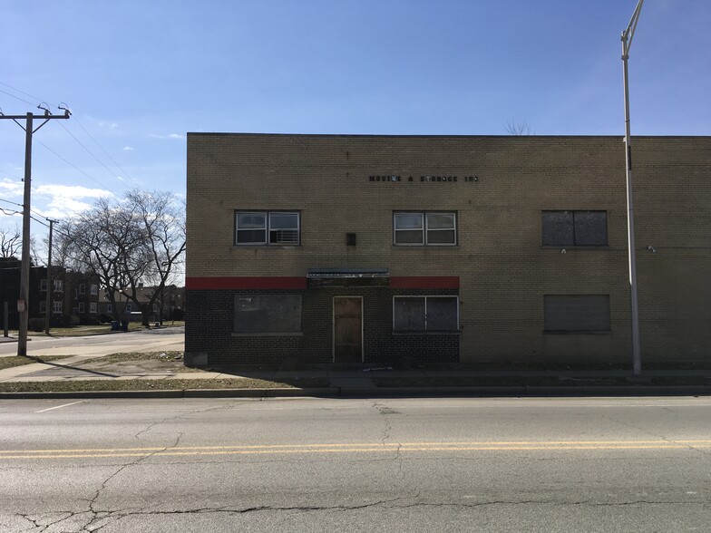 More Photos Of 1000 Madison St, Maywood Warehouse For Sale