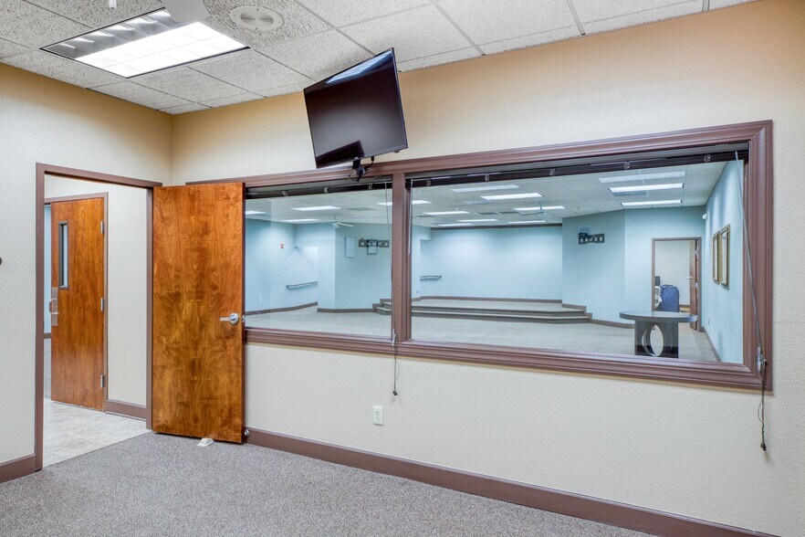 More Photos Of 1184 Davis Pl NW, Atlanta Religious Facility For Sale