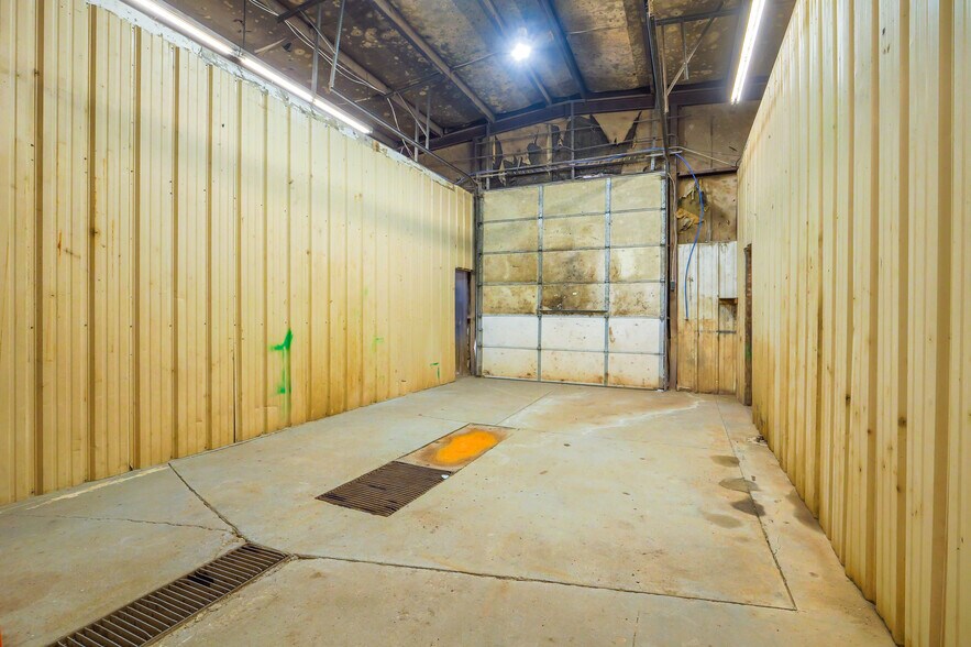 More Photos Of 1257 N 4th St, Laramie Industrial For Sale