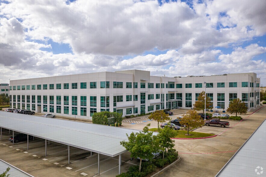 More Photos Of 10344 Sam Houston Park Dr, Houston Office For Lease