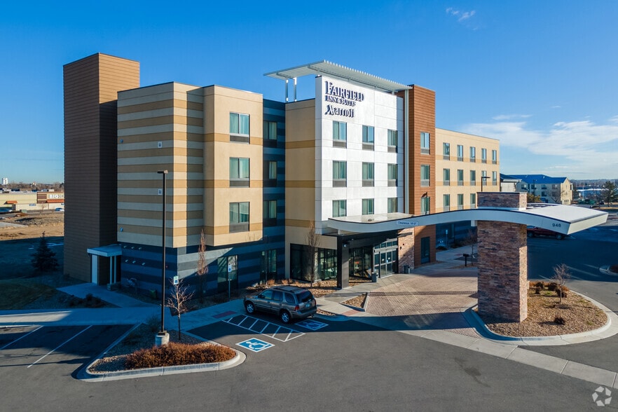 Primary Photo Of 948 Platte River Blvd, Brighton Hotel For Sale
