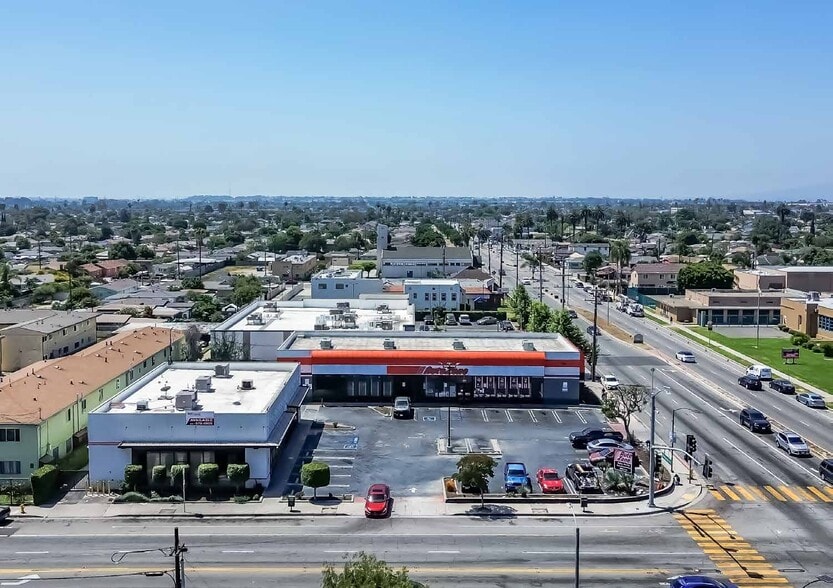 More Photos Of 2614 N Wilmington Ave, Compton Freestanding For Sale
