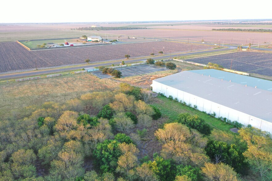 More Photos Of 5806 E Grimes Ave, Harlingen Manufacturing For Sale