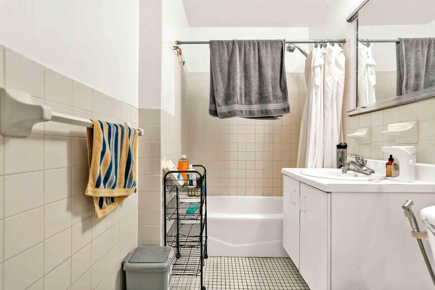 More Photos Of , Astoria Multifamily For Sale