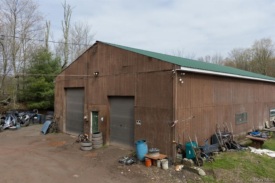 More Photos Of 47 Coopers Corner Rd, Monticello Contractor Storage Yard For Sale