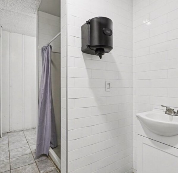 More Photos Of 10280 Crouse Willison Rd, Johnstown Service For Sale