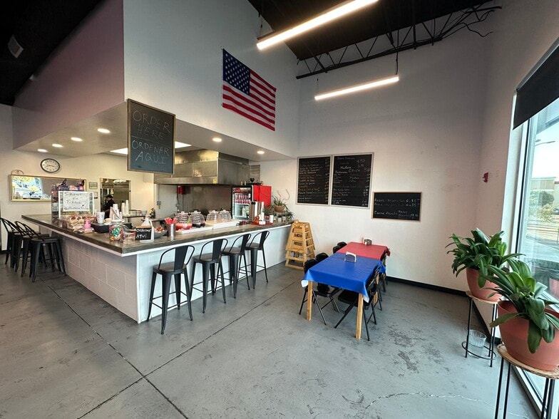 More Photos Of 4100 Central Ave SW, Albuquerque Fast Food For Sale