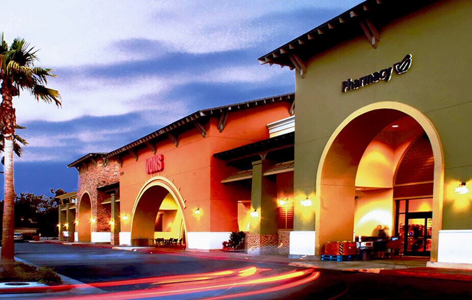 Primary Photo Of 1201-1291 Victoria Ave, Oxnard Unknown For Lease