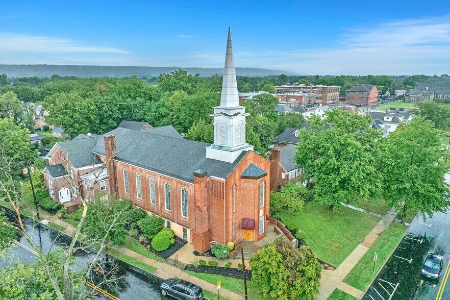 Primary Photo Of 132 W High St, Somerville Religious Facility For Sale