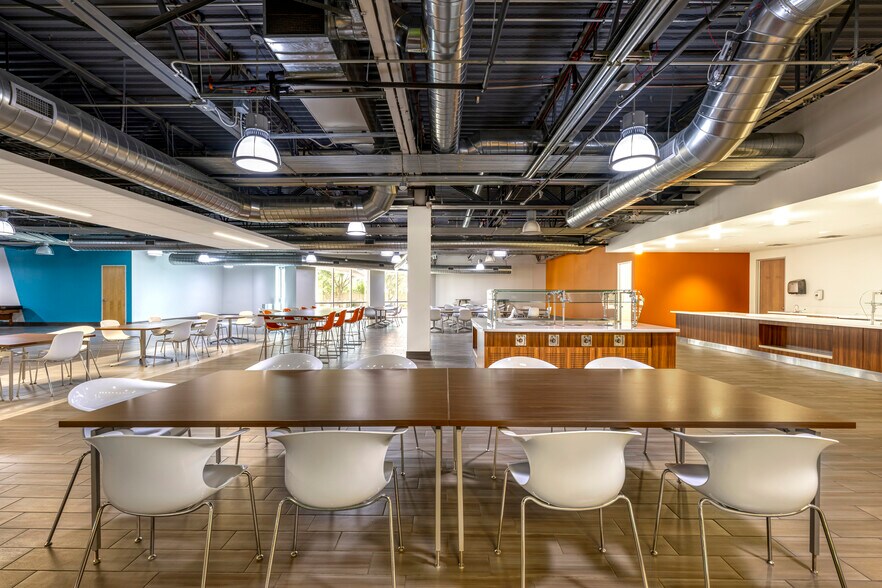 More Photos Of 2299 W Obispo Ave, Gilbert Office For Sale