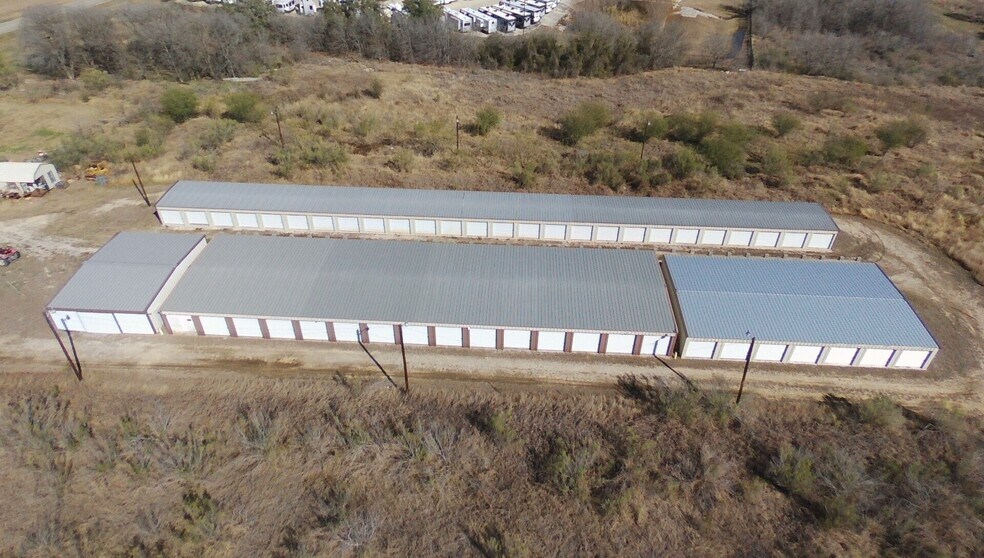 More Photos Of 4017 Interstate 10, Seguin Self Storage For Sale