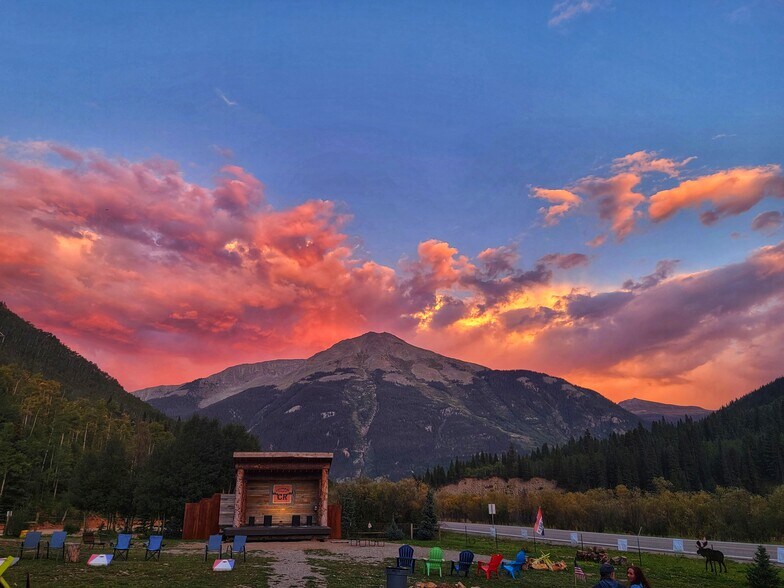 More Photos Of 71450 Highway 550, Silverton Hotel For Sale