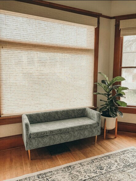 More Photos Of 139 SW I St, Grants Pass Specialty For Sale