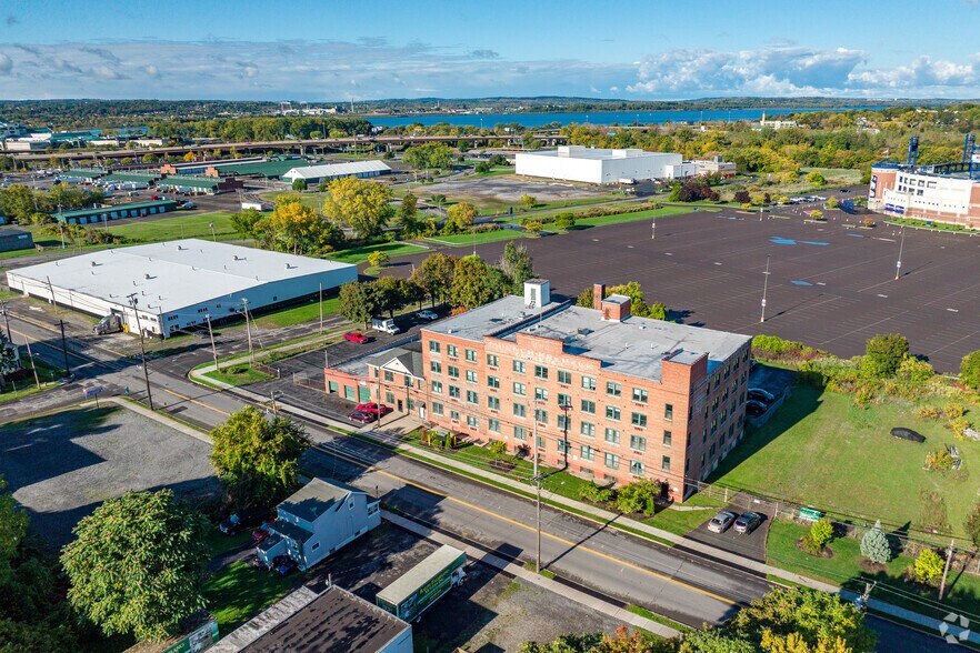 More Photos Of 617 Hiawatha Blvd E, Syracuse Apartments For Lease