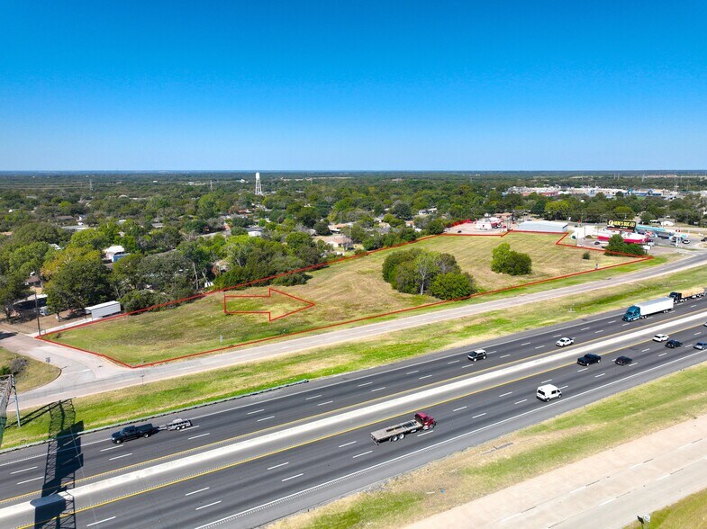 More Photos Of SWC Interstate Highway 35E & East Crestview Drive, Lacy-Lakeview Land For Sale