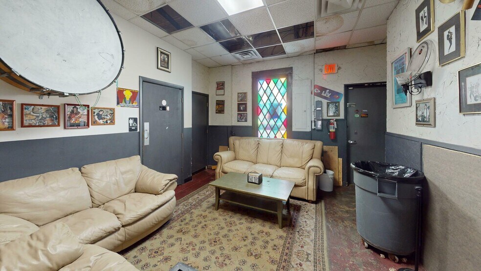 More Photos Of 116 N Park Ave, Sanford Office For Sale