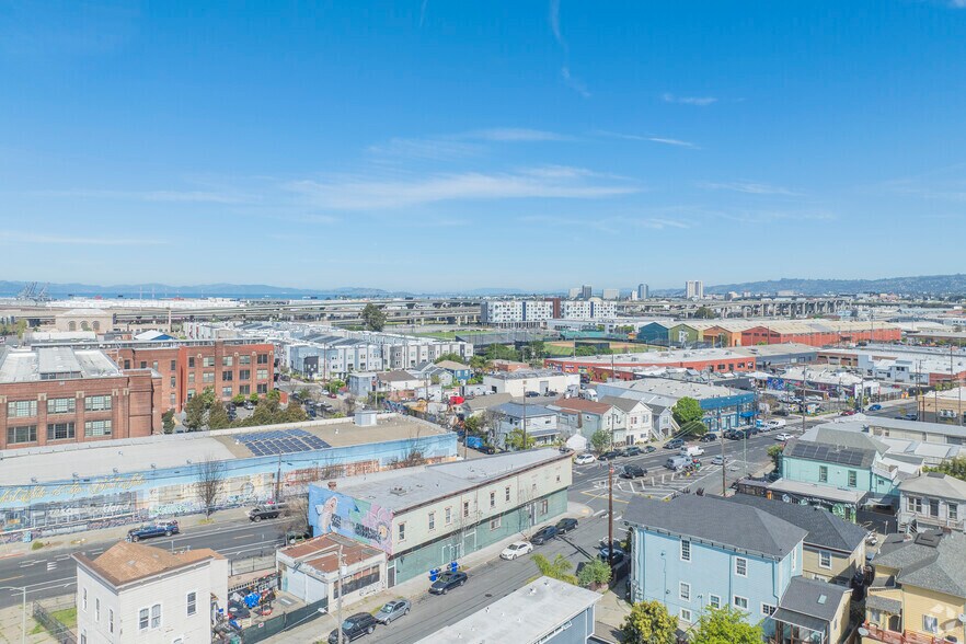 More Photos Of 1624 Peralta St, Oakland Apartments For Lease