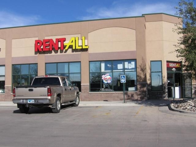 More Photos Of 1103 E Boxelder Rd, Gillette Storefront Retail Office For Sale