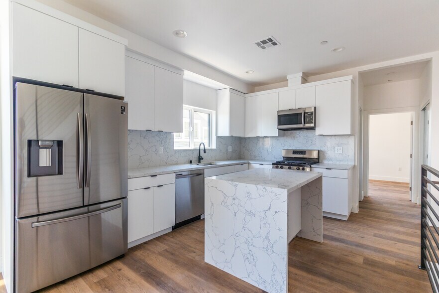 More Photos Of 4505 18th, Los Angeles Apartments For Sale