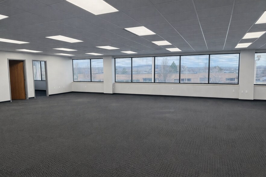 More Photos Of 4020 Executive Dr, Beavercreek Office For Lease