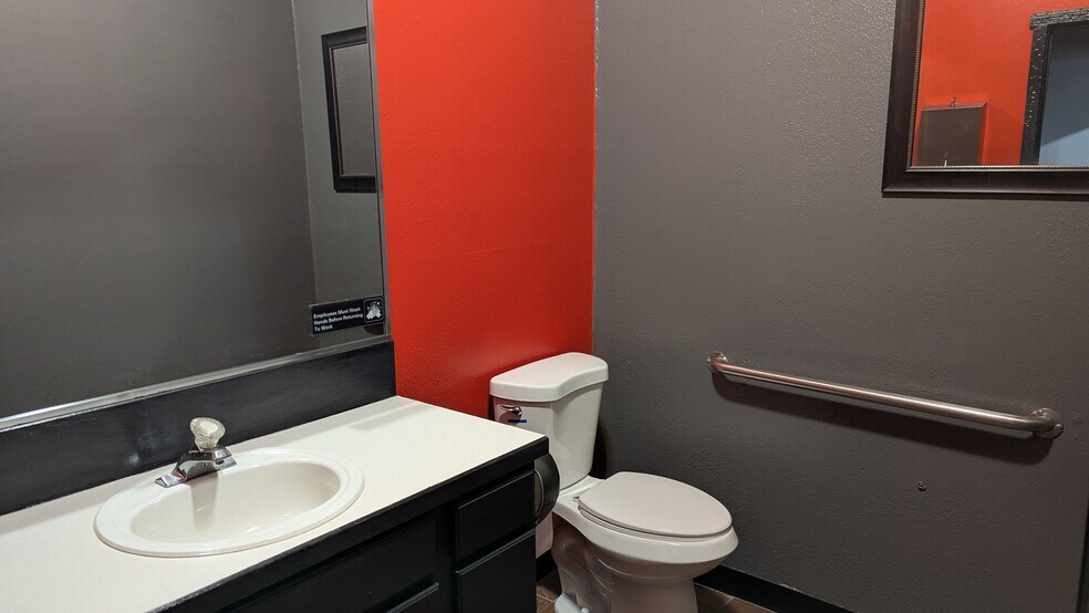 More Photos Of 6324 S College Ave, Fort Collins Restaurant For Lease