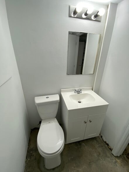 More Photos Of 1470 N Federal Hwy, Pompano Beach Freestanding For Lease