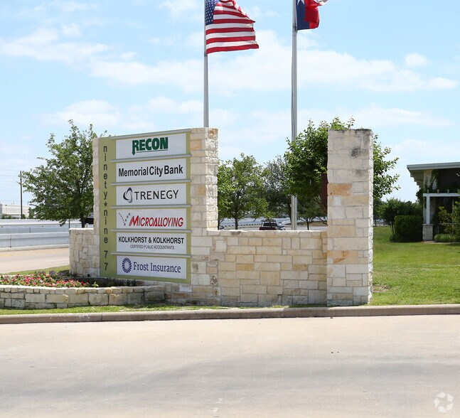 More Photos Of 9977 W Sam Houston Pky N, Houston Office For Lease