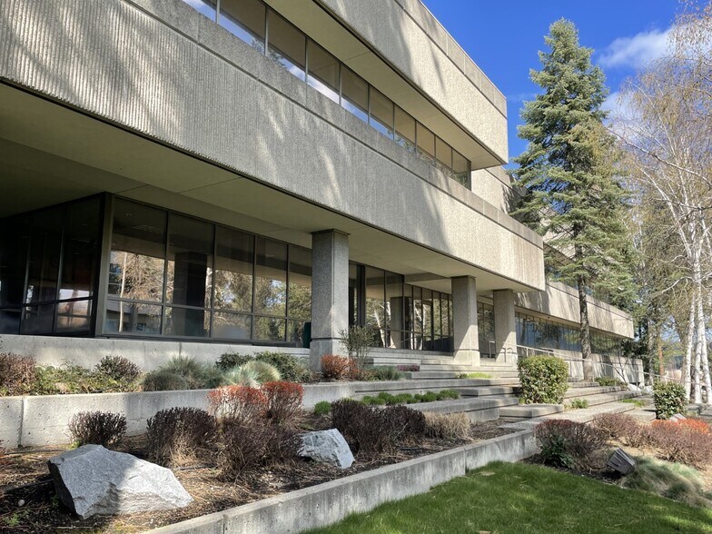 More Photos Of , Coeur d'Alene Unknown For Sale