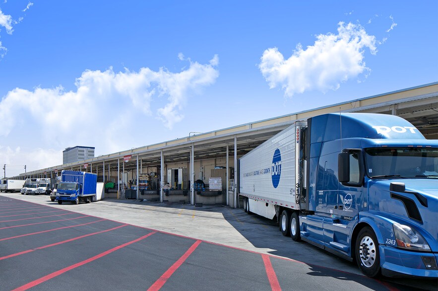 More Photos Of 6100 Sheila St, Commerce Refrigeration Cold Storage For Lease