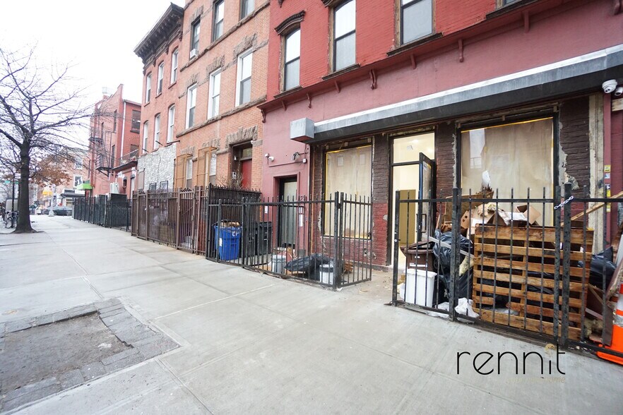 More Photos Of 127 Montrose Ave, Brooklyn Apartments For Lease