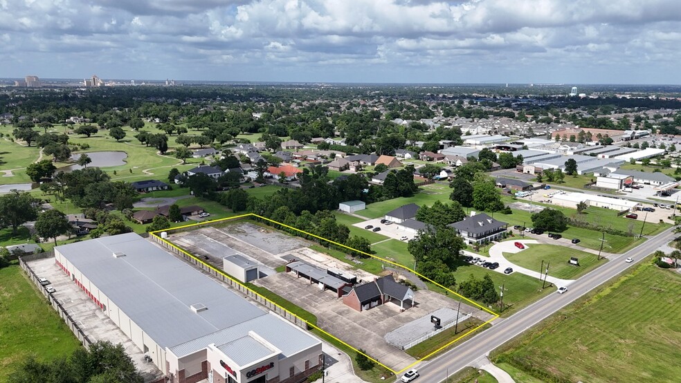 More Photos Of 3010 Country Club Rd, Lake Charles Loft Creative Space For Lease