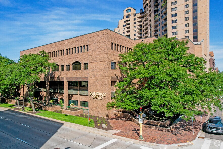 More Photos Of 15 Main St SE, Minneapolis Unknown For Lease