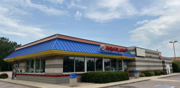 Primary Photo Of 1922 S Broadway St, New Ulm Fast Food For Sale