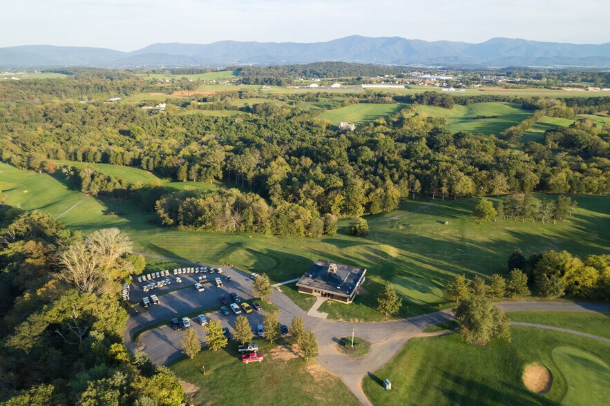 More Photos Of 910 Tc Northcott Blvd, Luray Golf Course Driving Range For Sale