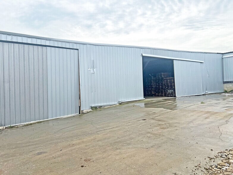 More Photos Of 949 Camargo Rd, Mount Sterling Warehouse For Sale