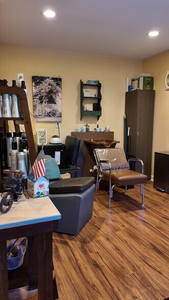 More Photos Of 238 S Allen Rd, Wake Forest General Retail For Sale