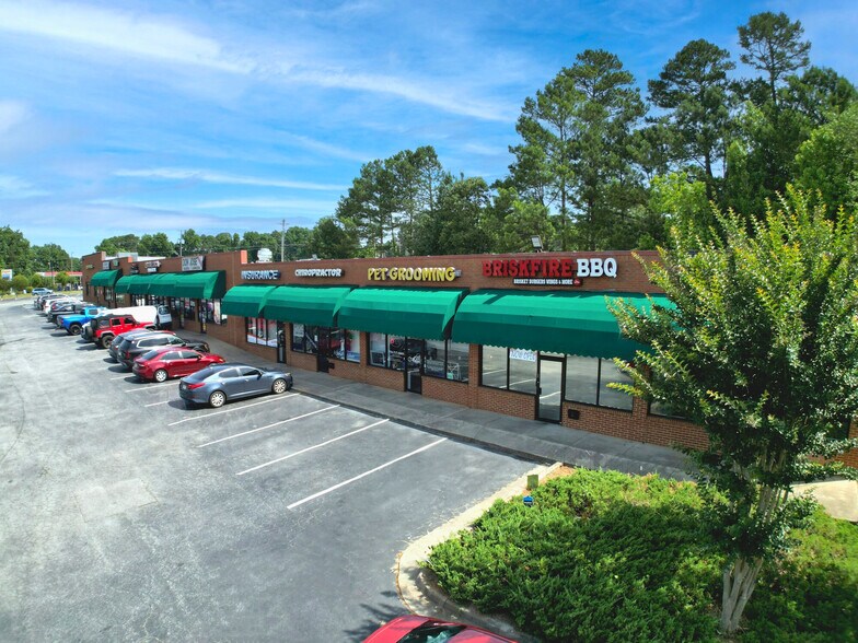 Primary Photo Of 900 Indian Trail Rd NW, Lilburn Unknown For Lease