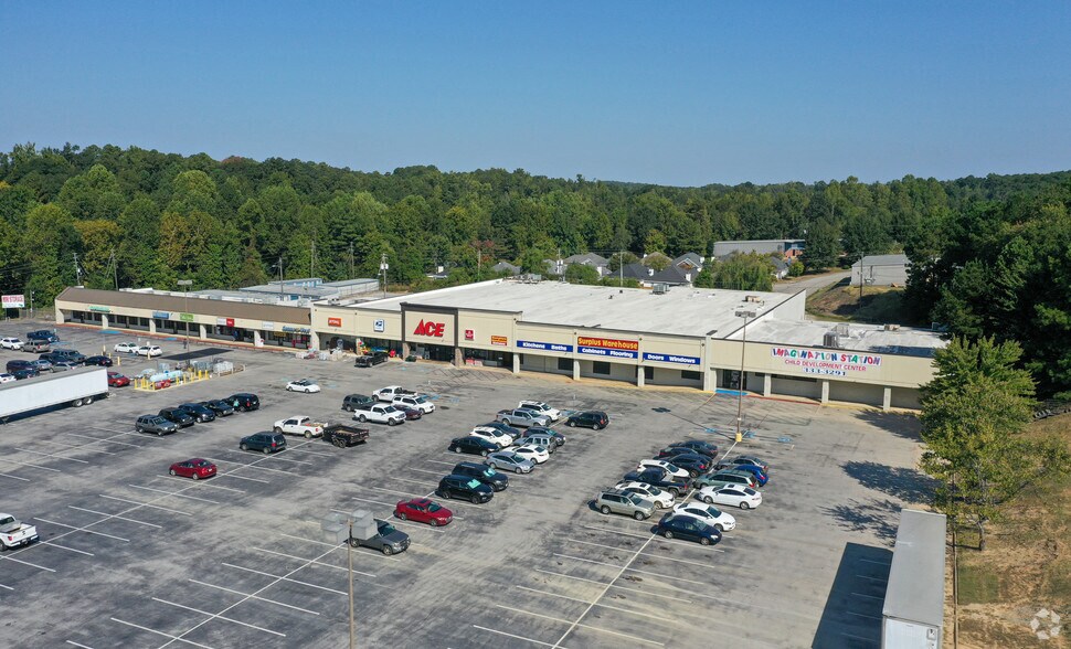 More Photos Of 400 McFarland Blvd, Northport Unknown For Lease