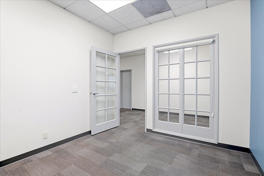 More Photos Of 12 Mauchly, Irvine Office Residential For Sale