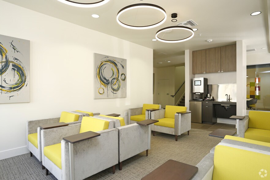 More Photos Of 100 Grand Ln, Foster City Apartments For Lease