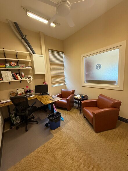 More Photos Of 10315 19th Ave SE, Everett Medical For Sale