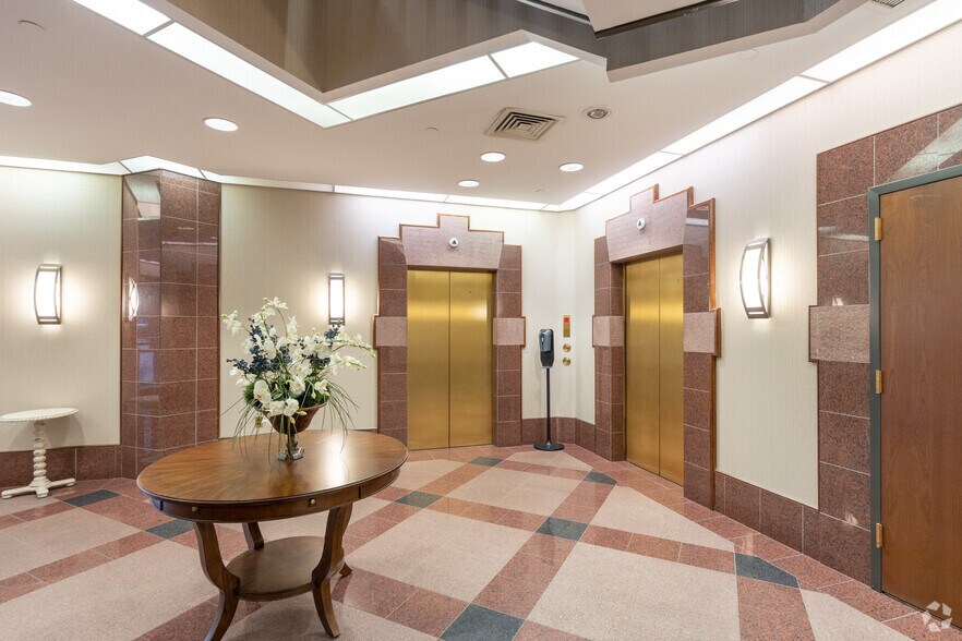 More Photos Of 19 Sentry Pky W, Blue Bell Office For Sale