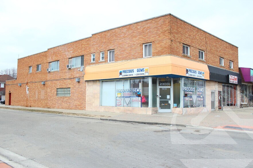 Primary Photo Of 23001-23005 Gratiot Ave, Eastpointe General Retail For Sale