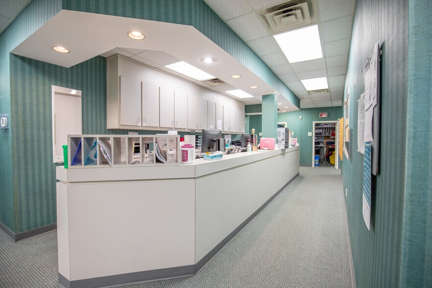 More Photos Of 1201 Columbia Dr, Milledgeville Medical For Sale