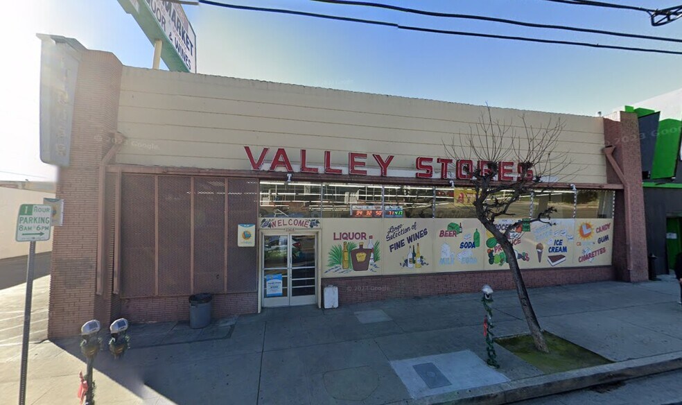 More Photos Of 11418 Moorpark St, North Hollywood Supermarket For Lease