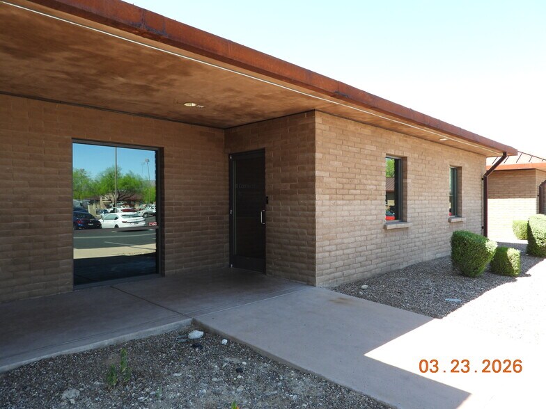 More Photos Of 4526-4532 E Camp Lowell Dr, Tucson Office For Sale