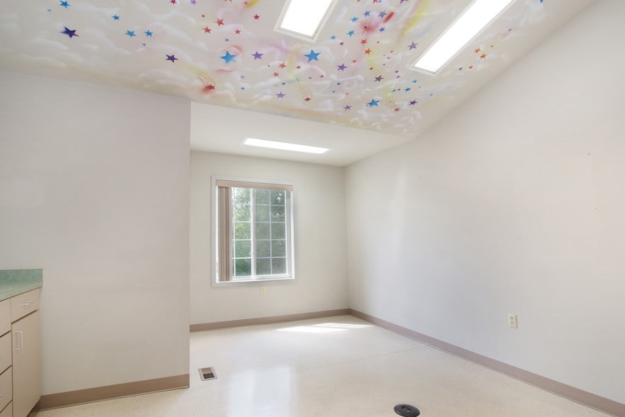 More Photos Of 1501 N Milford Rd, Milford Medical For Lease