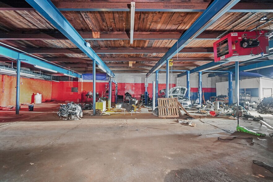 More Photos Of 72 PARKER St, Woonsocket General Retail For Sale