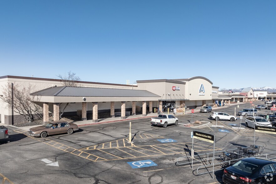 Primary Photo Of 10346-10500 W Overland Rd, Boise Supermarket For Lease