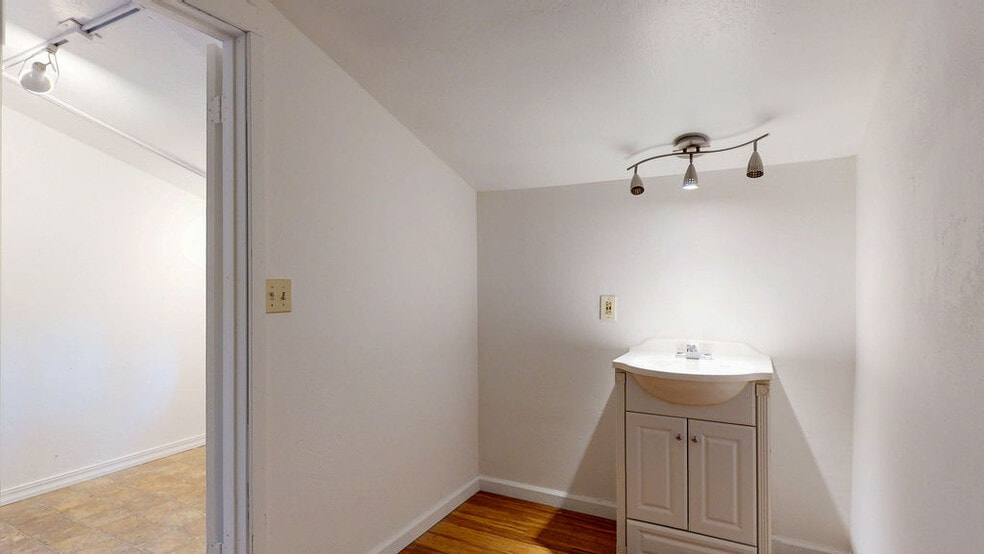 More Photos Of 15386 Little Valley Rd, Grass Valley Freestanding For Sale